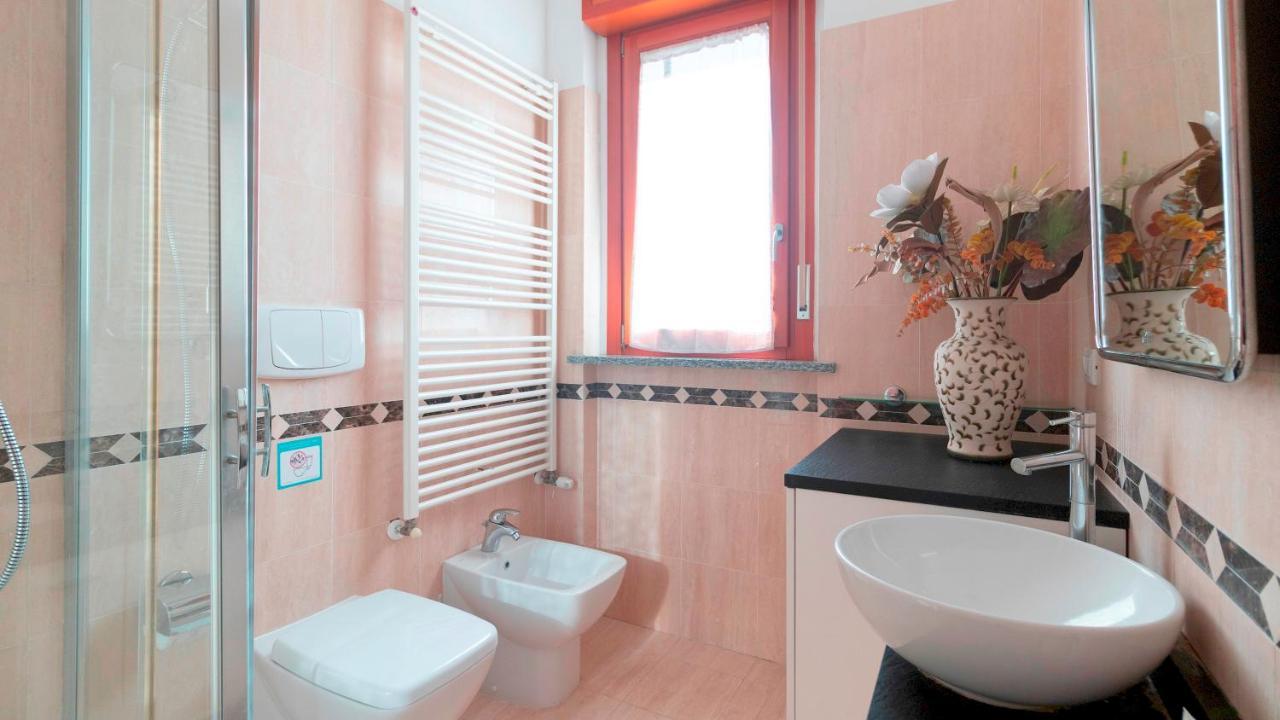 Italianway - Tolstoi 1 Apartment Милано Екстериор снимка