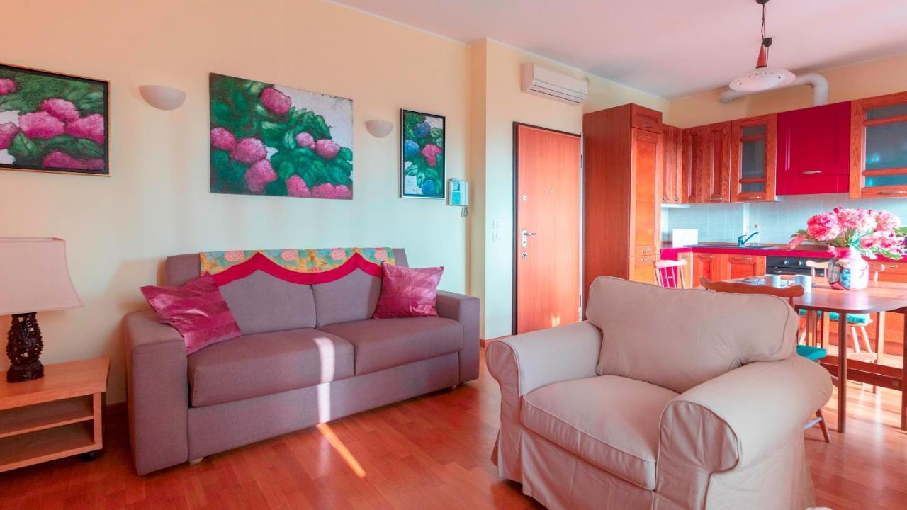 Italianway - Tolstoi 1 Apartment Милано Екстериор снимка